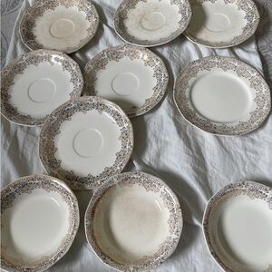 Elegant Cream and Gold Dinner Plate Set 22k gold royal china